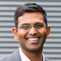 Raj Rajamani headshot.