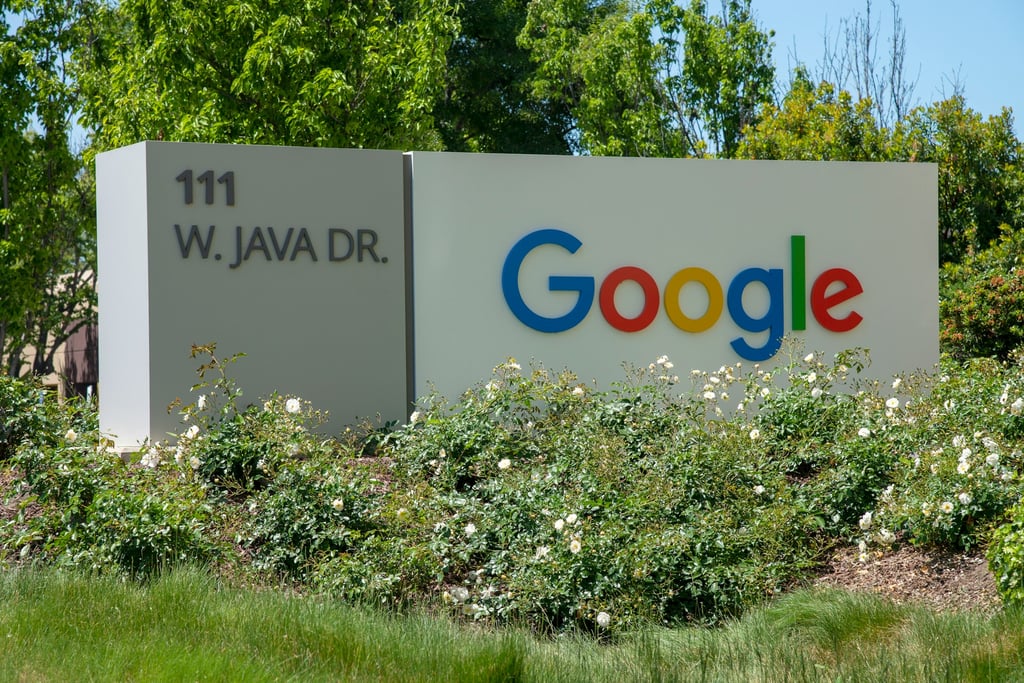 Alphabet Prices $25B Bond Sale as AI Infrastructure Spending Climbs