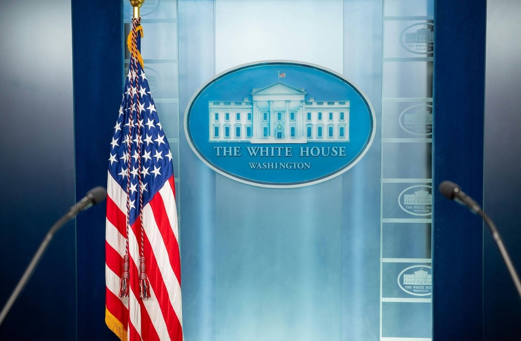 White House Meets OpenAI, Google, Meta, Anthropic on AI Cyber Tests