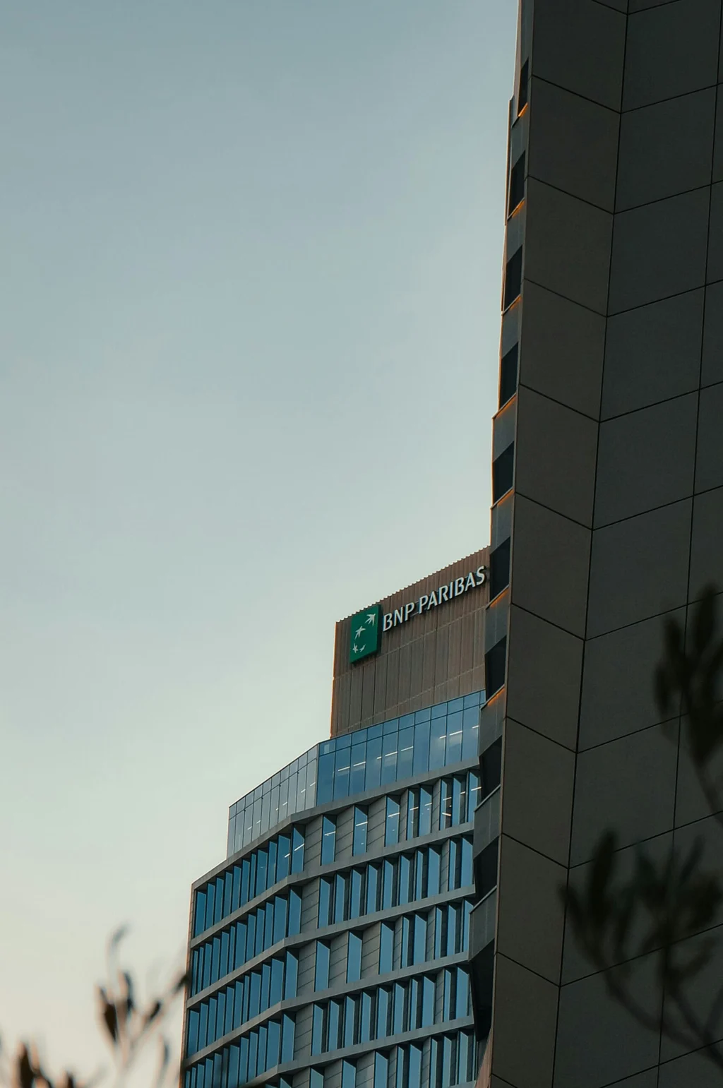 BNP Paribas Expands Google Cloud Deal for Gemini Banking Agents